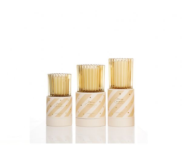 شمعة معطرة برائحة الكريسماس السحرية بحجم...