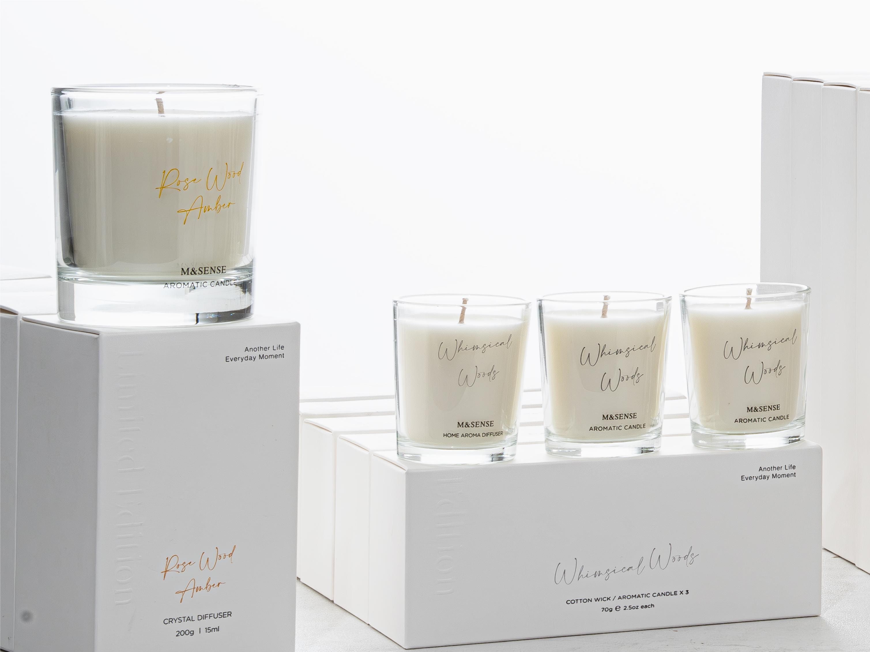 مجموعة الأبيض البسيط