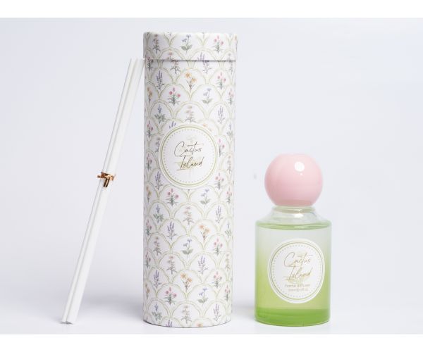 ناشر عطر القصب من مجموعة وايلد جاردن...